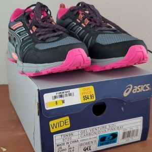 Asics gel-venture sneaker